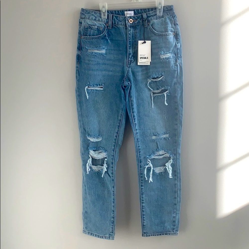 NWT Special A Distressed Ankle Crop Jeans